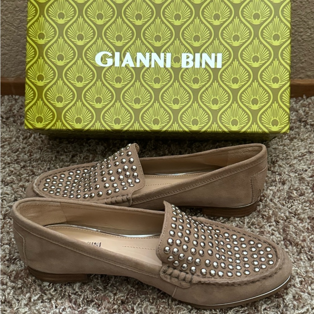 NEW Gianni Bini women’s loafer size 8